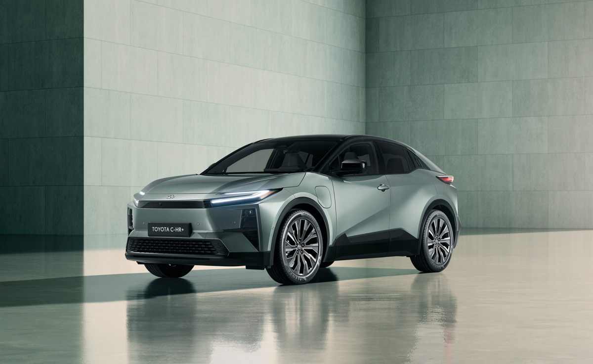 Première mondiale du tout nouveau Toyota électrique C-HR+